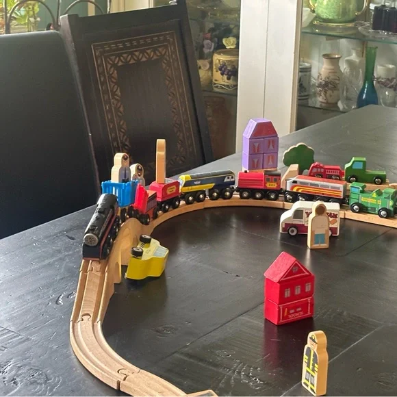 Melissa & Doug Train and Building Block Set - Picture 12 of 16